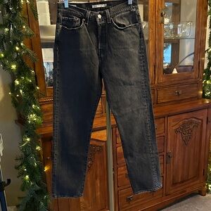 Levi’s Wedgie Straight Ankle Jeans Size 28 x 28 Washed Black